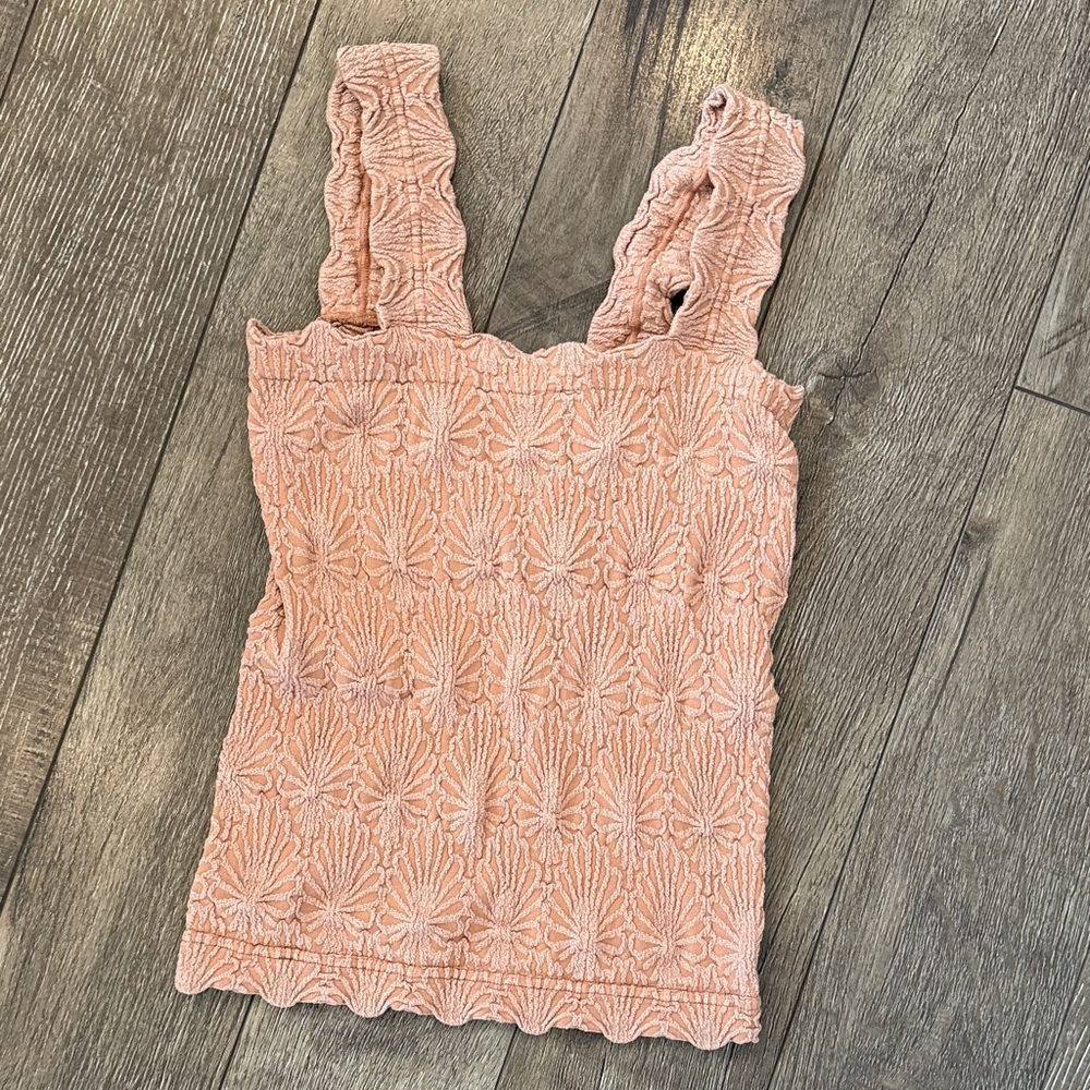 Smocked Floral Textured Tank Top